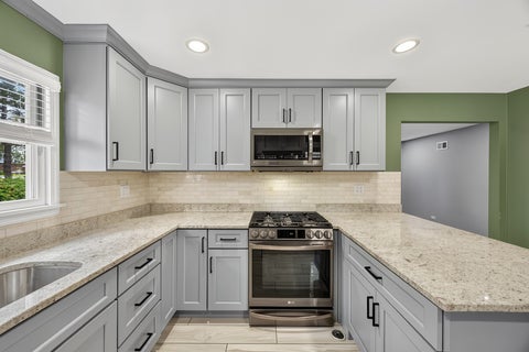 Tiny photo for 5840 S Brainard Avenue, La Grange Highlands, IL 60525 (MLS # 12782411)