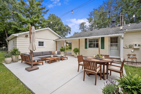 Tiny photo for 5840 S Brainard Avenue, La Grange Highlands, IL 60525 (MLS # 12782411)