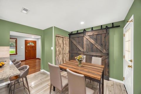 Tiny photo for 5840 S Brainard Avenue, La Grange Highlands, IL 60525 (MLS # 12782411)