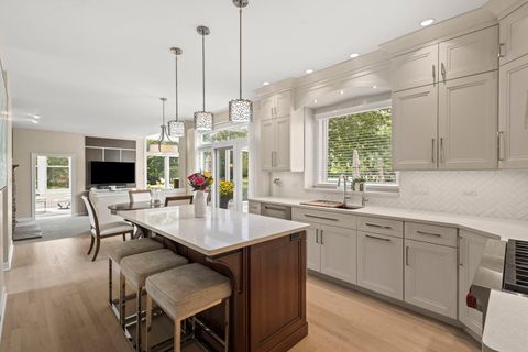 Tiny photo for 27634 Primrose Lane N, Mundelein, IL 60060 (MLS # 12463203)