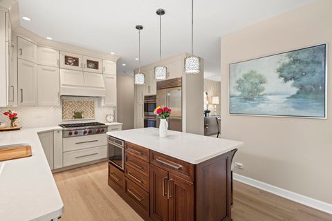 Tiny photo for 27634 Primrose Lane N, Mundelein, IL 60060 (MLS # 12463203)