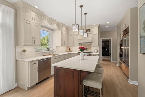 Tiny photo for 27634 Primrose Lane N, Mundelein, IL 60060 (MLS # 12463203)