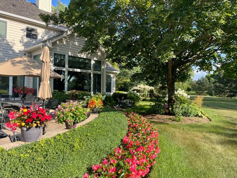 Tiny photo for 27634 Primrose Lane N, Mundelein, IL 60060 (MLS # 12463203)