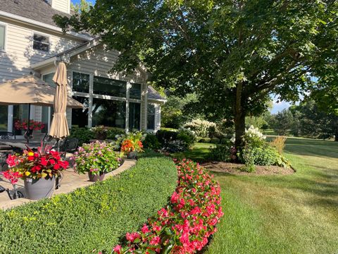 Tiny photo for 27634 Primrose Lane N, Mundelein, IL 60060 (MLS # 12463203)