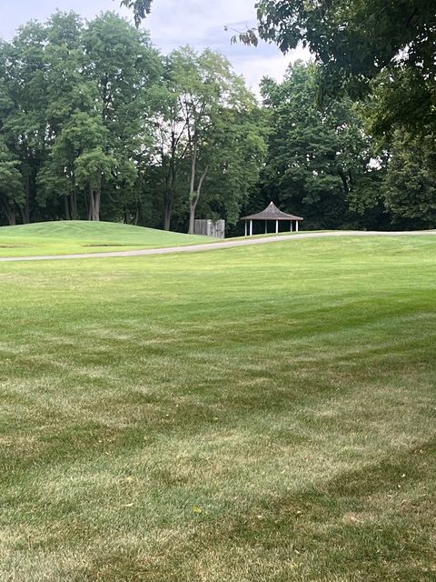 Tiny photo for 27634 Primrose Lane N, Mundelein, IL 60060 (MLS # 12463203)