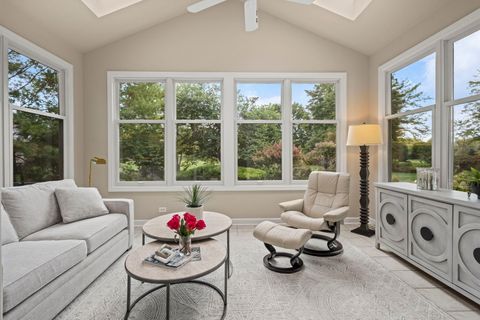 Tiny photo for 27634 Primrose Lane N, Mundelein, IL 60060 (MLS # 12463203)