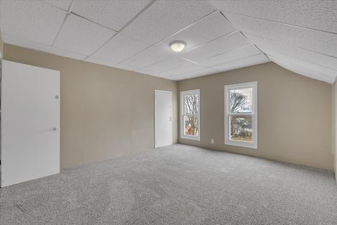 Tiny photo for 617 Warren Street, Davenport, IA 52802 (MLS # 12605247)