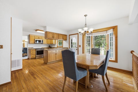 Tiny photo for 962 Kentucky Lane, Elk Grove Village, IL 60007 (MLS # 12784448)