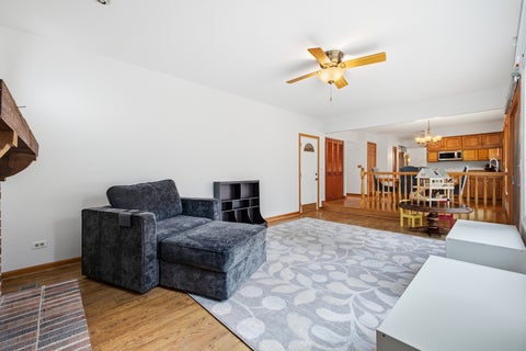 Tiny photo for 962 Kentucky Lane, Elk Grove Village, IL 60007 (MLS # 12784448)