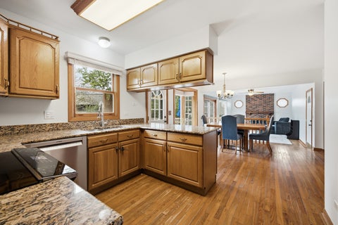 Tiny photo for 962 Kentucky Lane, Elk Grove Village, IL 60007 (MLS # 12784448)