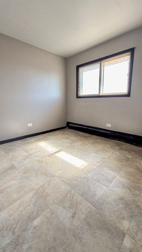 Tiny photo for 14547 Keystone Avenue #12, Midlothian, IL 60445 (MLS # 12590069)