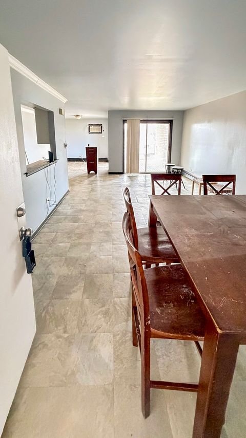 Tiny photo for 14547 Keystone Avenue #12, Midlothian, IL 60445 (MLS # 12590069)