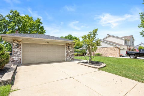 Tiny photo for 10S520 Havens Drive, Downers Grove, IL 60516 (MLS # 12690817)