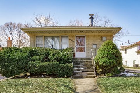 Photo of 9430 S 81st Avenue, Hickory Hills, IL 60457 (MLS # 12596019)