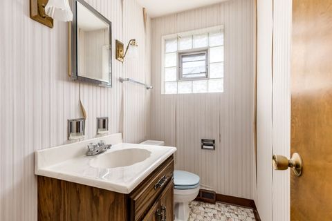 Tiny photo for 9430 S 81st Avenue, Hickory Hills, IL 60457 (MLS # 12596019)