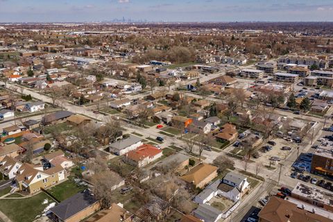 Tiny photo for 9430 S 81st Avenue, Hickory Hills, IL 60457 (MLS # 12596019)