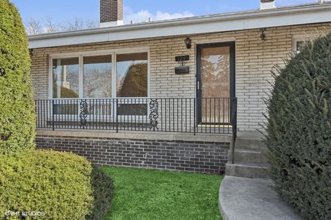 Tiny photo for 1245 S Mannheim Road, Westchester, IL 60154 (MLS # 12463687)