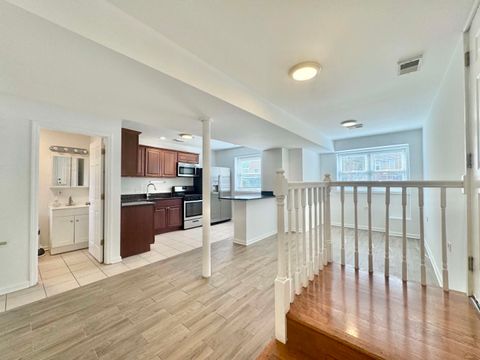 Tiny photo for 6115 N Claremont Avenue #GS, Chicago, IL 60659 (MLS # 12661401)