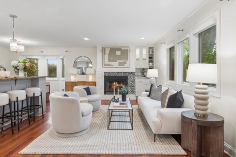 Tiny photo for 301 Kilpatrick Avenue, Wilmette, IL 60091 (MLS # 12789705)
