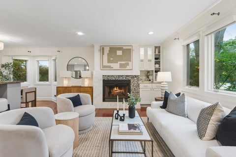 Tiny photo for 301 Kilpatrick Avenue, Wilmette, IL 60091 (MLS # 12789705)