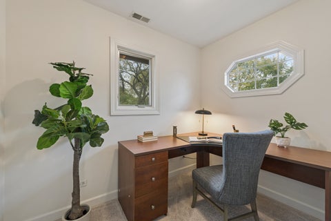 Tiny photo for 301 Kilpatrick Avenue, Wilmette, IL 60091 (MLS # 12789705)