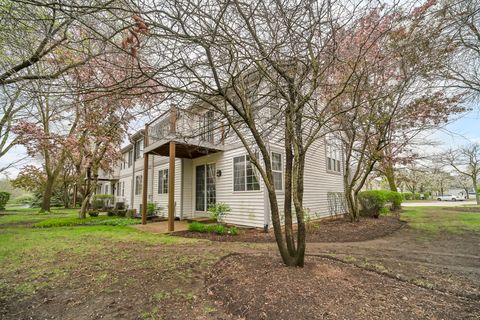 Tiny photo for 2470 PALAZZO Court, Buffalo Grove, IL 60089 (MLS # 12528633)