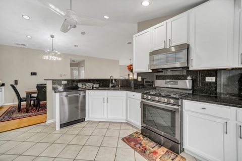 Tiny photo for 2470 PALAZZO Court, Buffalo Grove, IL 60089 (MLS # 12528633)