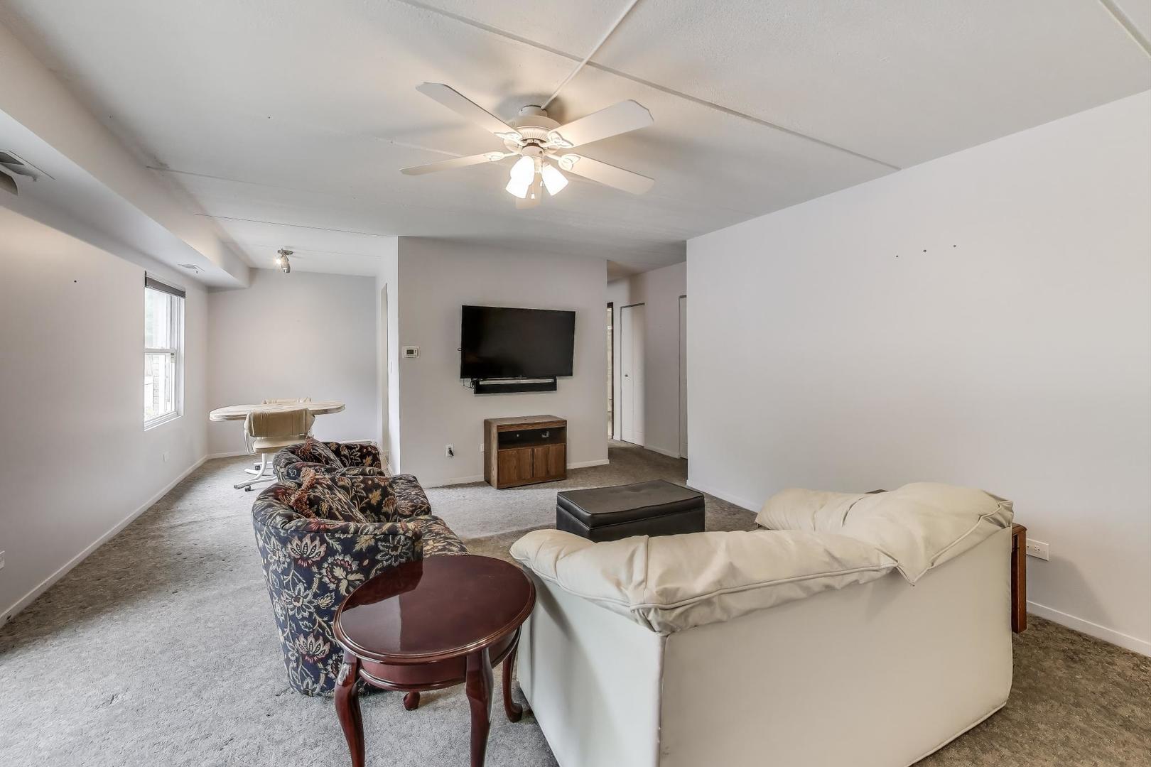 810 N River Road 1C