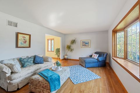 Tiny photo for 455 Laburnum Drive, Northbrook, IL 60062 (MLS # 12474575)