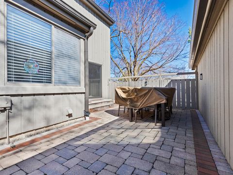 Tiny photo for 186 Shoreline Road, Lake Barrington, IL 60010 (MLS # 12588983)