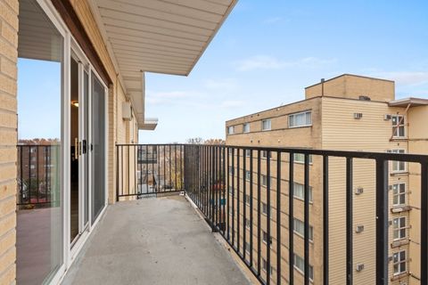 Tiny photo for 315 Des Plaines Avenue #607, Forest Park, IL 60130 (MLS # 12518348)