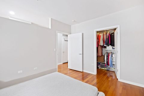 Tiny photo for 1572 Maple Avenue #501, Evanston, IL 60201 (MLS # 12492486)