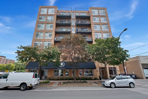 Tiny photo for 1572 Maple Avenue #501, Evanston, IL 60201 (MLS # 12492486)