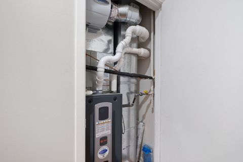 Tiny photo for 1572 Maple Avenue #501, Evanston, IL 60201 (MLS # 12492486)