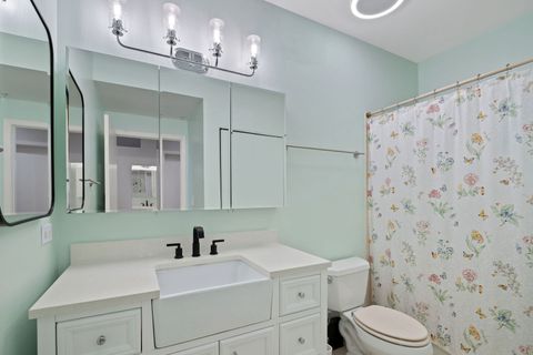 Tiny photo for 1572 Maple Avenue #501, Evanston, IL 60201 (MLS # 12492486)