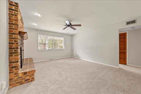 Tiny photo for 503 W State Street, North Aurora, IL 60542 (MLS # 12493974)