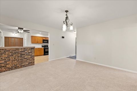 Tiny photo for 503 W State Street, North Aurora, IL 60542 (MLS # 12493974)
