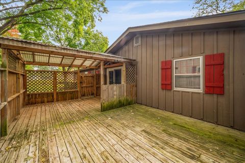 Tiny photo for 503 W State Street, North Aurora, IL 60542 (MLS # 12493974)
