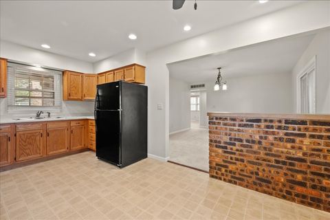 Tiny photo for 503 W State Street, North Aurora, IL 60542 (MLS # 12493974)