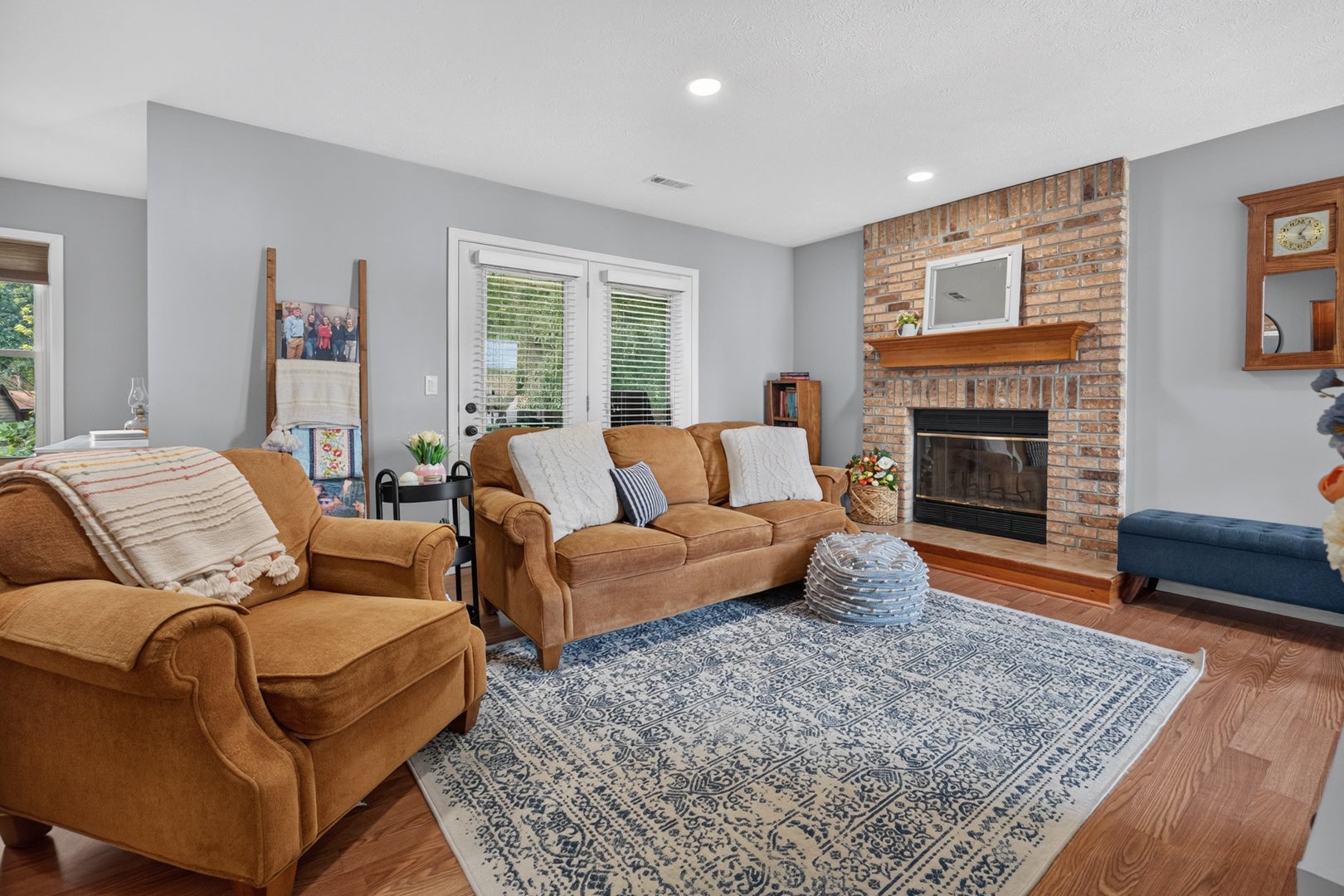 903 N Linden Street 117