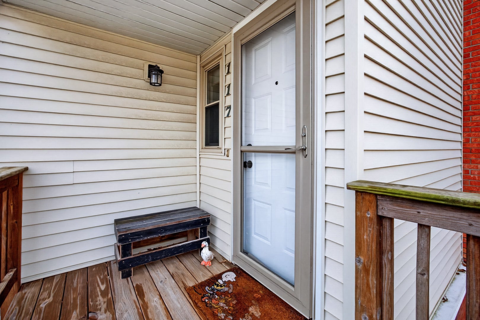 903 N Linden Street 117