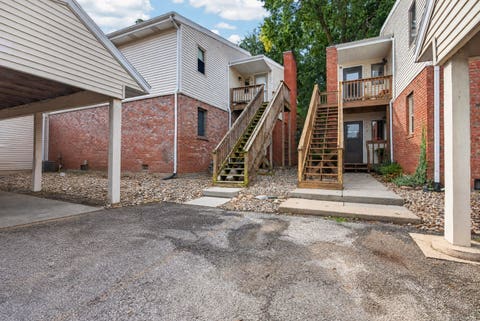 Photo of 903 N Linden Street #117, Normal, IL 61761 (MLS # 12728708)
