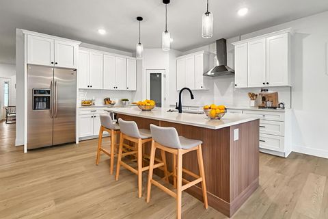 Tiny photo for 606 KEVIN Road, Blue Grass, IA 52726 (MLS # QC4269219)