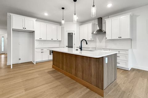 Tiny photo for 606 KEVIN Road, Blue Grass, IA 52726 (MLS # QC4269219)