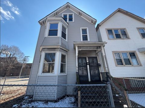 141 W Swann Street Chicago IL 60609