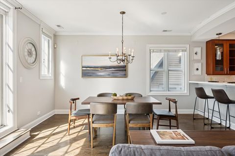 Tiny photo for 920 W Barry Avenue #5, Chicago, IL 60657 (MLS # 12462764)