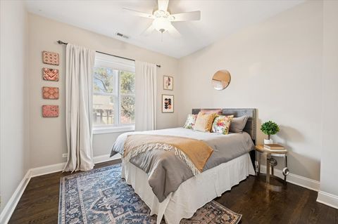 Tiny photo for 920 W Barry Avenue #5, Chicago, IL 60657 (MLS # 12462764)