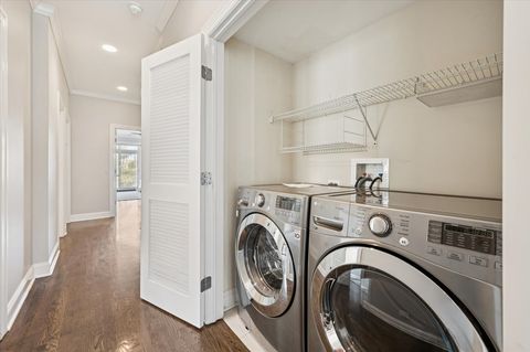 Tiny photo for 920 W Barry Avenue #5, Chicago, IL 60657 (MLS # 12462764)