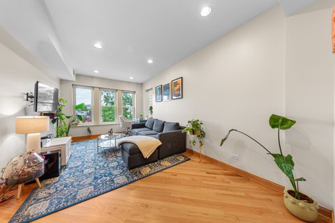 Tiny photo for 1005 N Campbell Avenue #3, Chicago, IL 60622 (MLS # 12453306)