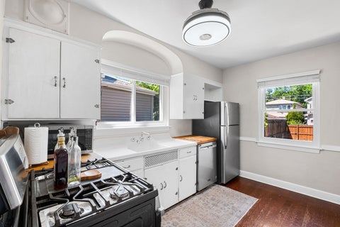 Tiny photo for 5704 N Major Avenue, Chicago, IL 60646 (MLS # 12716755)
